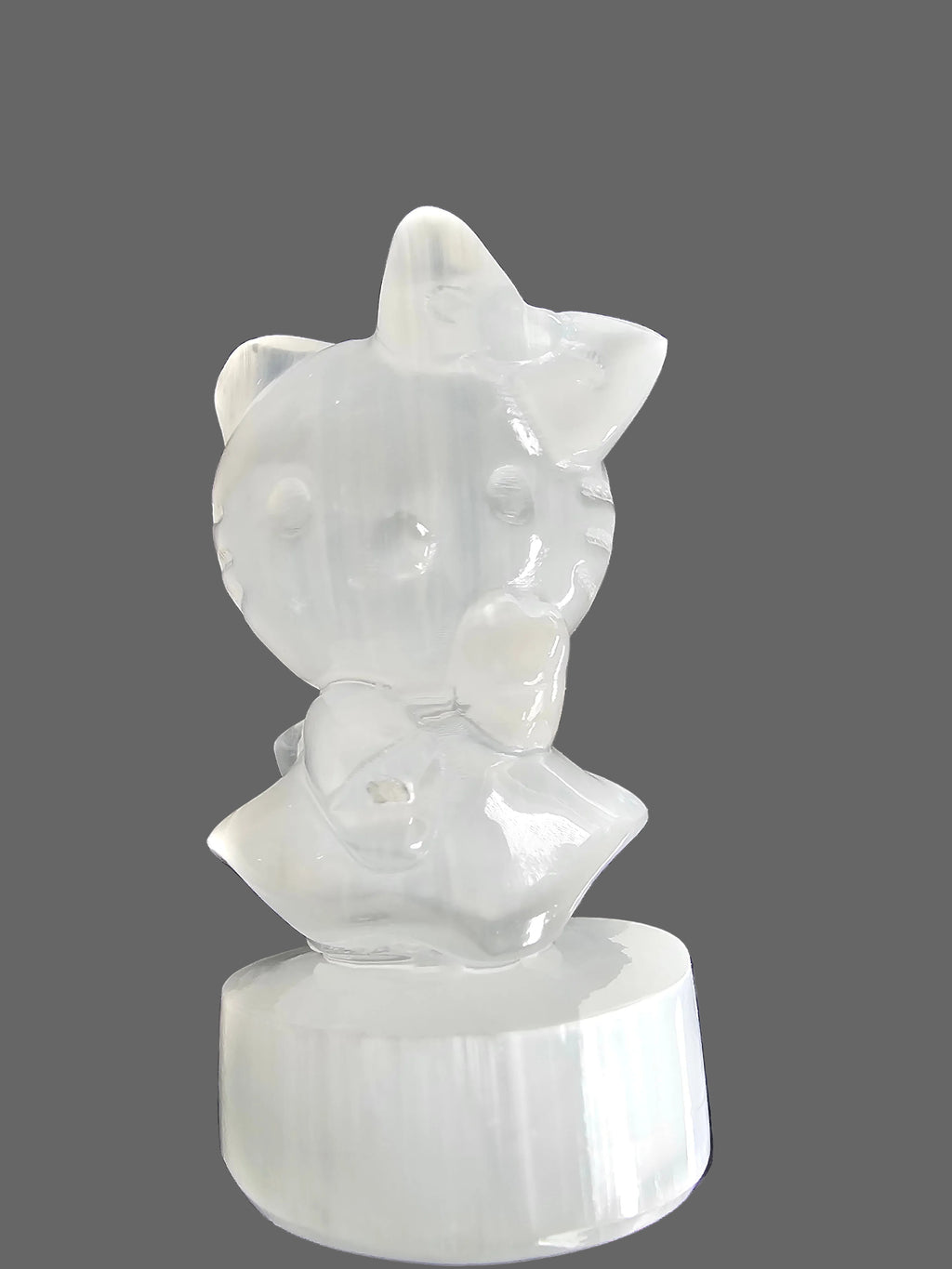 Hello kitty Selenite