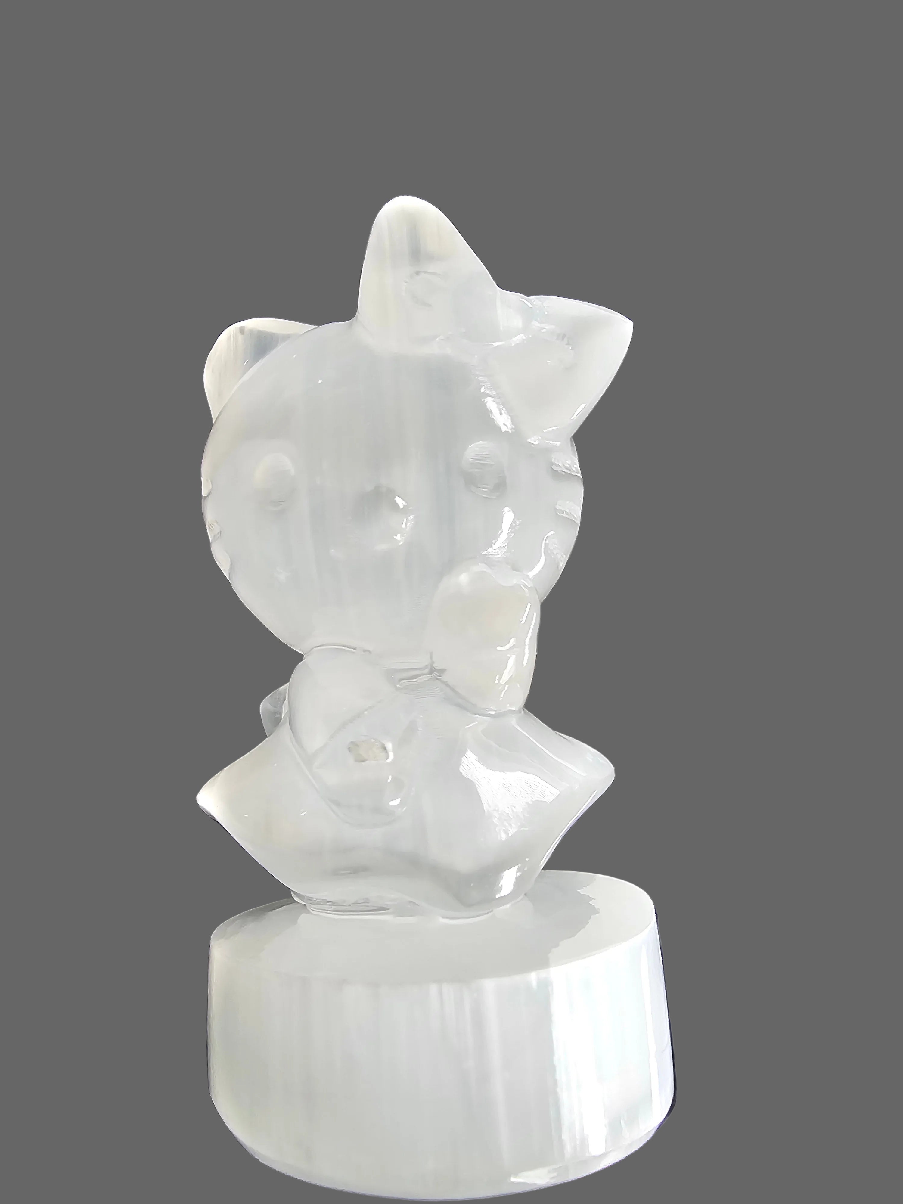 Hello kitty Selenite