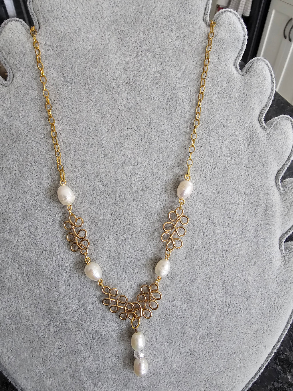 Gold-Tone Necklace with Mother of Pearl Beads